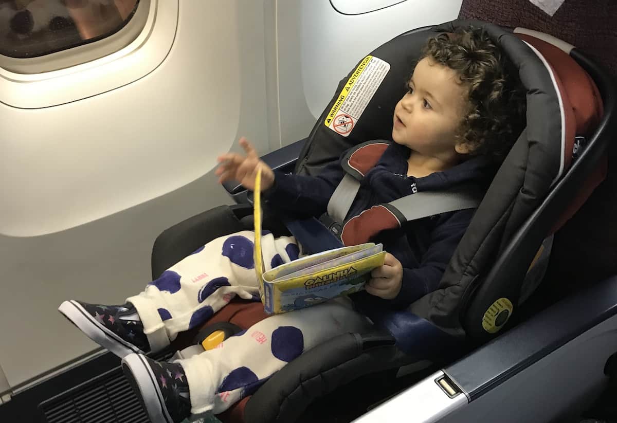 Cadeirinha de Bebê em Viagens de Avião: